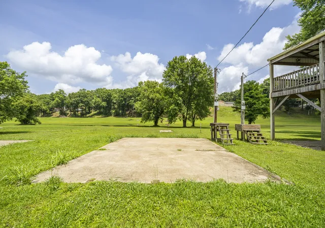 Homes for sale in Clifton, TN | 694 River Rd, Clifton, TN 38425 | MLS# 3228683