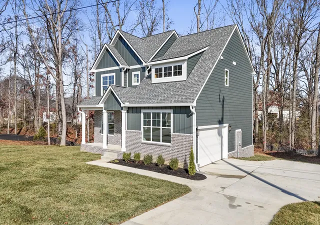 2nd image of 305 Trefethen Dr, White House, TN 37188 | MLS# 3226539