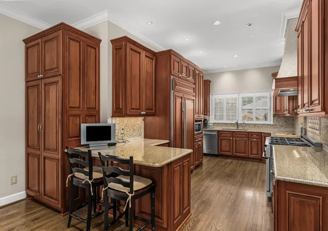 Photo 3 of Single family home for sale at 701 Vail Ct, Nashville, TN 37215 | MLS# 3226547 | Listing updated on 2026-10-07