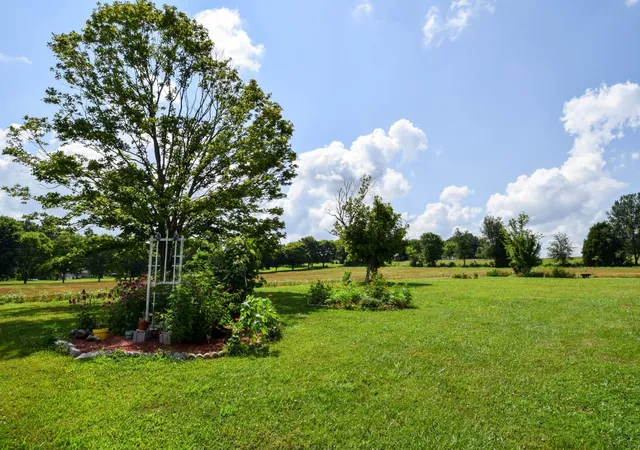 2nd image of 135 Old Hwy 52w, Portland, TN 37148 | MLS# 3226576