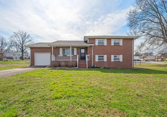Homes for sale in Fort Oglethorpe, GA | 31 Jackson Way, Fort Oglethorpe, GA 30742 | MLS# 3226618