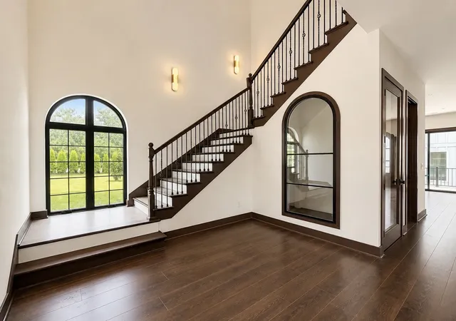Photo 3 of Single family home for sale at 104 Ladera Ct, Nashville, TN 37209 | MLS# 3256607 | Listing updated on 2026-10-04