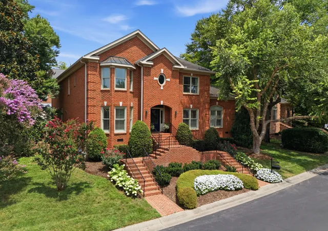 2nd image of 311 Whitworth Way, Nashville, TN 37205 | MLS# 3320196