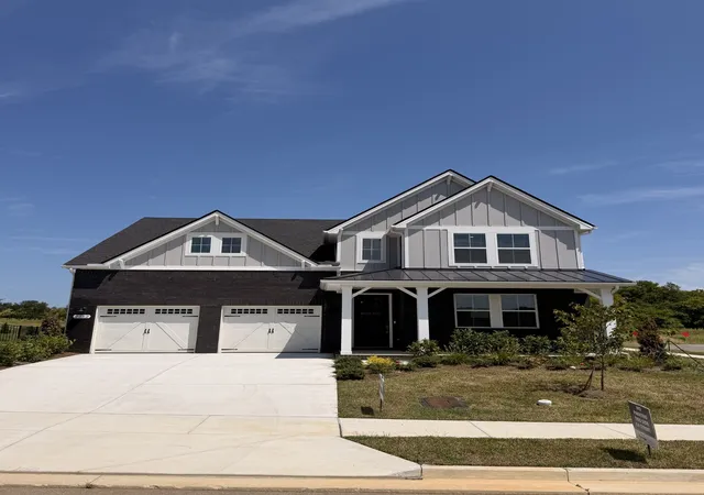 Photo 1 of Single family home for sale at 2082 Riley Park Dr, Franklin, TN 37064 | MLS# 3229866 | Listing updated on 2026-08-22