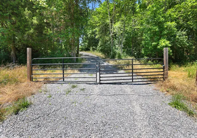 Photo 3 of Land for sale at 0 Wallace Rd, Gallatin, TN 37066 | MLS# 3232063 | Listing updated on 2026-08-23
