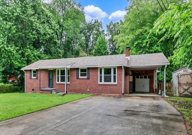 5th image of 17 Charlemagne Blvd, Clarksville, TN 37042 | MLS# 3228628