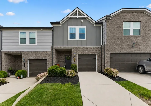 Photo 1 of Townhouse for sale at 802 Arrington Way, Columbia, TN 38401 | MLS# 3229987 | Listing updated on 2026-08-20