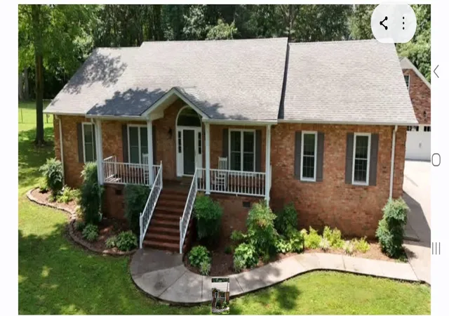 Homes for sale in Cottontown, TN | 320 Spring Valley Dr, Cottontown, TN 37048 | MLS# 3228618