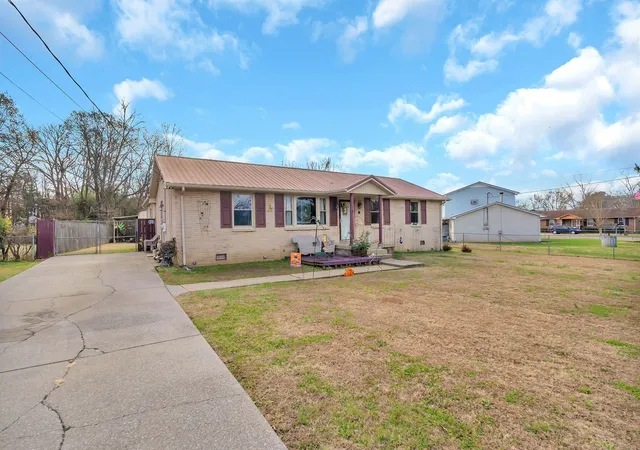 Photo 4 of Single family home for sale at 6810 Longview Dr, Murfreesboro, TN 37129 | MLS# 3602363 | Listing updated on 2026-10-09