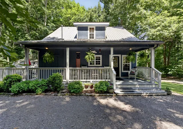 Photo 3 of Sale Pending at 155 Wildwood Rd, Smithville, TN 37166 | MLS# 3231790 | Listing updated on 2026-10-08