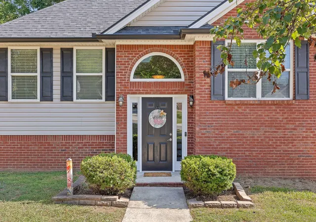 Photo 3 of Sale Pending at 42 Willowbrook Dr, Ringgold, GA 30736 | MLS# 3248868 | Listing updated on 2026-08-13