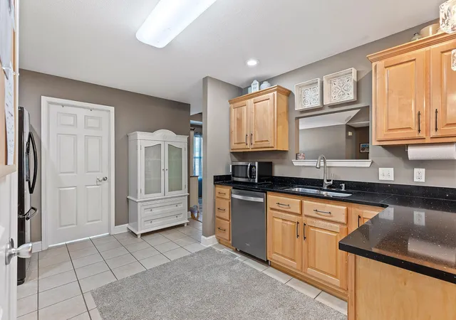 Photo 4 of Sale Pending at 42 Willowbrook Dr, Ringgold, GA 30736 | MLS# 3248868 | Listing updated on 2026-08-13