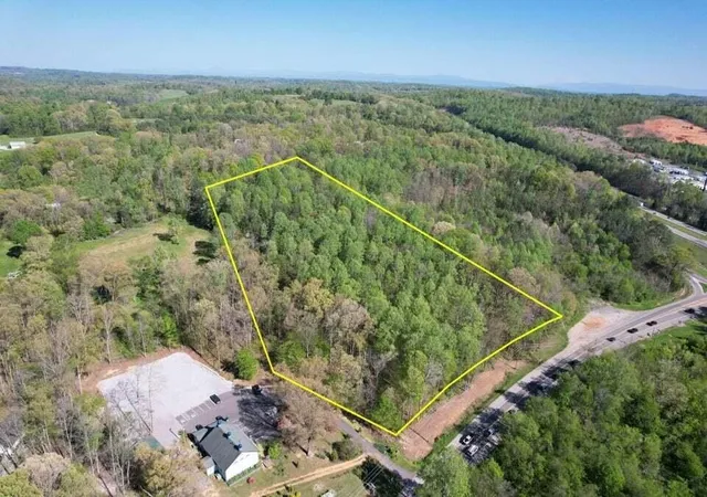 Photo 4 of Land for sale at 0 Highway 321 N, Lenoir City, TN 37771 | MLS# 3301799 | Listing updated on 2026-08-20