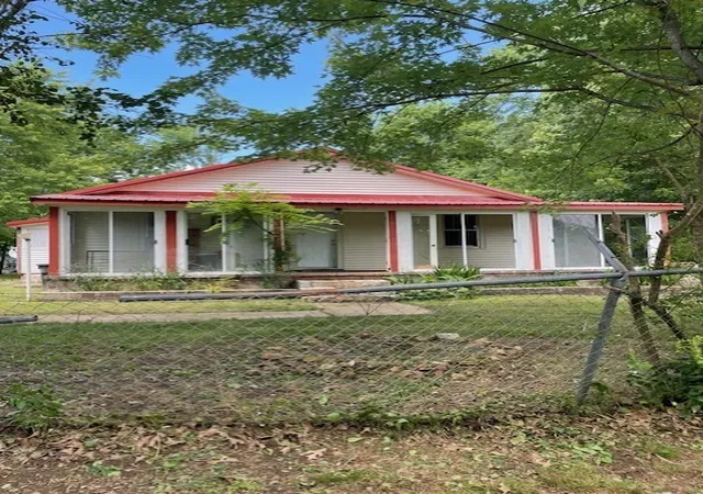 Homes for sale in Ethridge, TN | 103 E High St, Ethridge, TN 38456 | MLS# 3228823