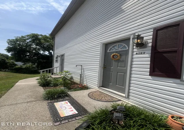 5th image of 10161018 W Broadway Ave #1016-1018, Maryville, TN 37801 | MLS# 3314621