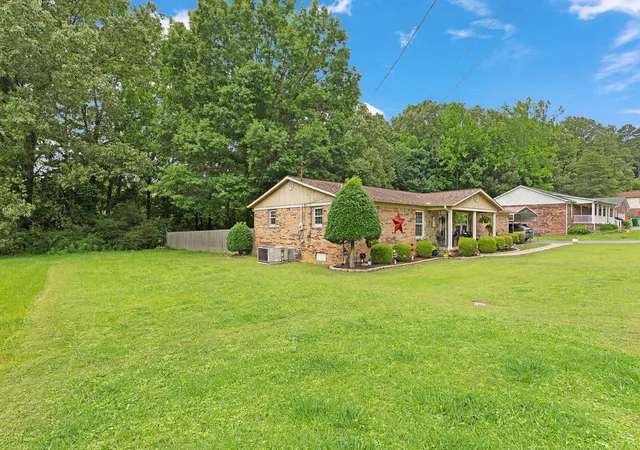 Homes for sale in Huntingdon, TN | 187 Sunset Dr, Huntingdon, TN 38344 | MLS# 3228965