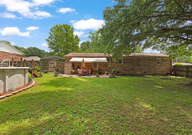 Homes for sale in Huntingdon, TN | 187 Sunset Dr, Huntingdon, TN 38344 | MLS# 3228965