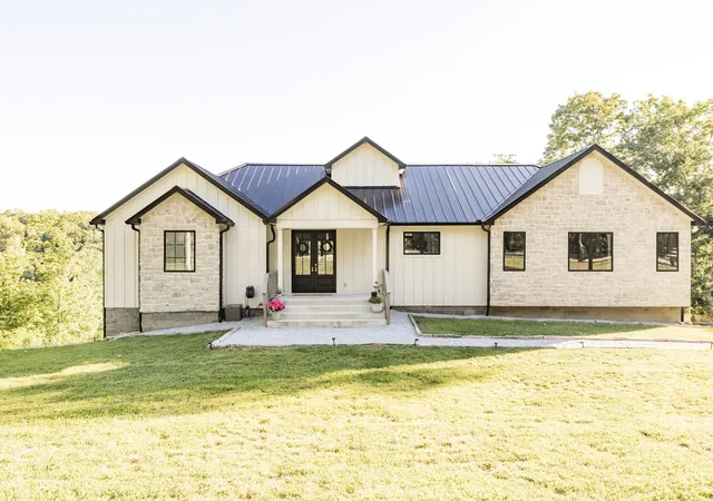 Homes for sale in Pegram, TN | 1058 Paiute Trl, Pegram, TN 37143 | MLS# 3229036