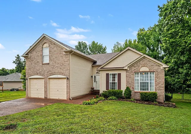 Homes for sale in Joelton, TN | 405 Jordan Leigh Ct, Joelton, TN 37080 | MLS# 3230875