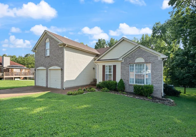 2nd image of 405 Jordan Leigh Ct, Joelton, TN 37080 | MLS# 3230875