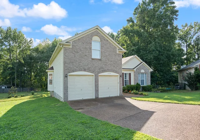 3rd image of 405 Jordan Leigh Ct, Joelton, TN 37080 | MLS# 3230875