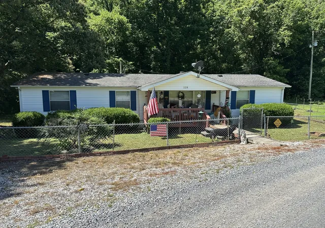 Homes for sale in Dixon Springs, TN | 239 Rose Ln, Dixon Springs, TN 37057 | MLS# 3229468