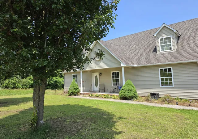 4th image of 202 Ridgewood Ln, Shelbyville, TN 37160 | MLS# 3229224