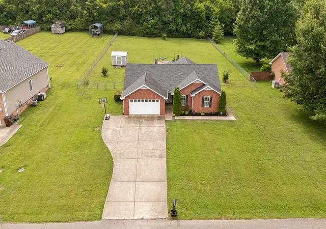 Photo 2 of Sale Pending at 509 Tims Way Dr, Lebanon, TN 37087 | MLS# 3230760 | Listing updated on 2026-08-26