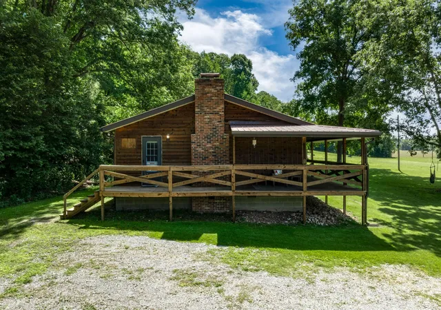 Homes for sale in Waverly, TN | 720 Nix Lane, Waverly, TN 37185 | MLS# 3230507