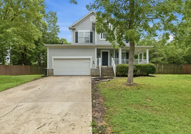 Homes for sale in Smyrna, TN | 211 Ella St, Smyrna, TN 37167 | MLS# 3229198