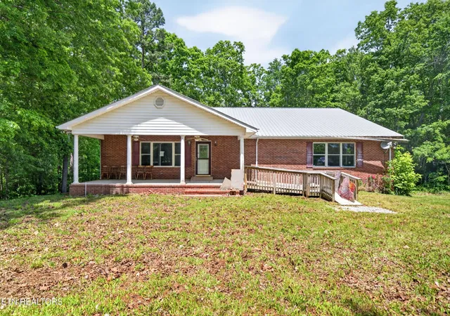 Photo 1 of Single family home for sale at 1161 Charlie Doss Rd, Jamestown, TN 38556 | MLS# 3229209 | Listing updated on 2026-10-06