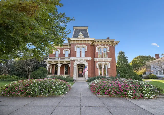 Photo 2 of Mansion for sale at 214 3rd Avenue S, Franklin, TN 37064 | MLS# 3234862 | Listing updated on 2026-08-19