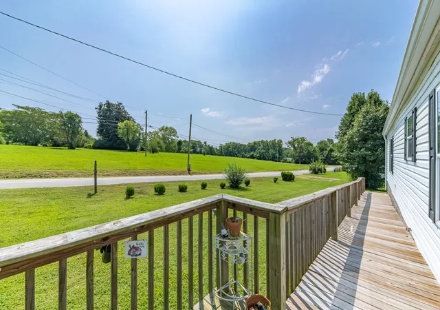 3rd image of 2863 N Cross Bridges Rd, Columbia, TN 38401 | MLS# 3520296