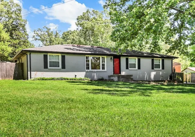 Photo 3 of Single family home for sale at 4537 Louise Crk Rd, Cunningham, TN 37052 | MLS# 3247014 | Listing updated on 2026-09-23