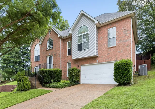 1st image of 113 Autumn Oaks Ct, Brentwood, TN 37027 | MLS# 3301937