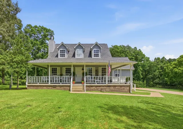 3rd image of 131 Pin Oaks Ln, Hohenwald, TN 38462 | MLS# 3229940
