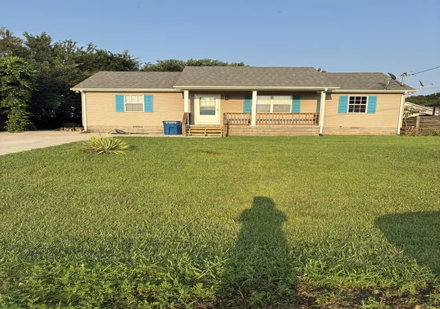 1st image of 28 Hawthorne Dr, Manchester, TN 37355 | MLS# 3309480