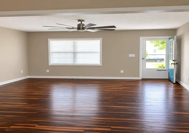 Photo 2 of Single family home for sale at 28 Hawthorne Dr, Manchester, TN 37355 | MLS# 3309480 | Listing updated on 2026-09-02