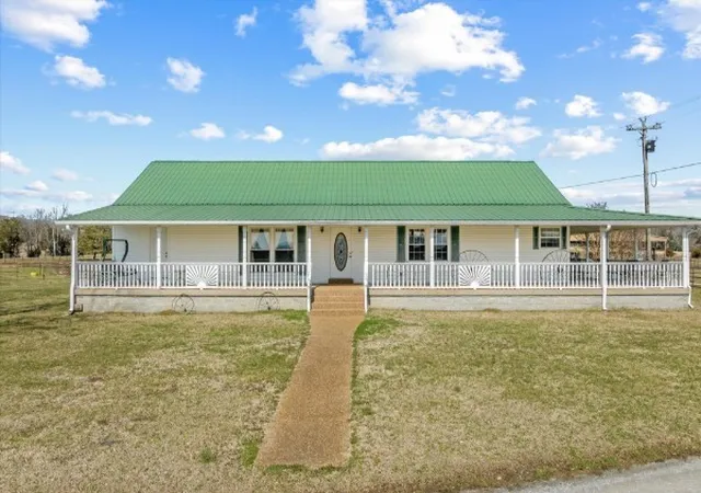 Homes for sale in Watertown, TN | 3261 Bell Rd, Watertown, TN 37184 | MLS# 3229596