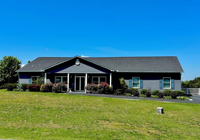 1st image of 1971 Harbor Hills Dr, Dandridge, TN 37725 | MLS# 3229583