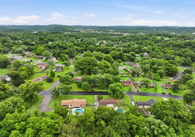 Homes for sale in Goodlettsville, TN | 107 Charleston Dr, Goodlettsville, TN 37072 | MLS# 3242455