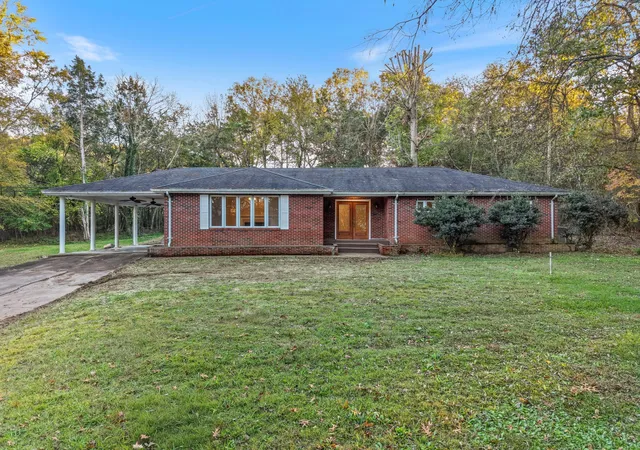 Homes for sale in Carthage, TN | 31 Volunteer Cir, Carthage, TN 37030 | MLS# 3229702