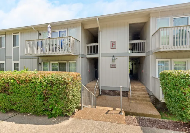 Photo 1 of Condo for sale at 21 Vaughns Gap Rd #91, Nashville, TN 37205 | MLS# 3229948 | Listing updated on 2026-09-17