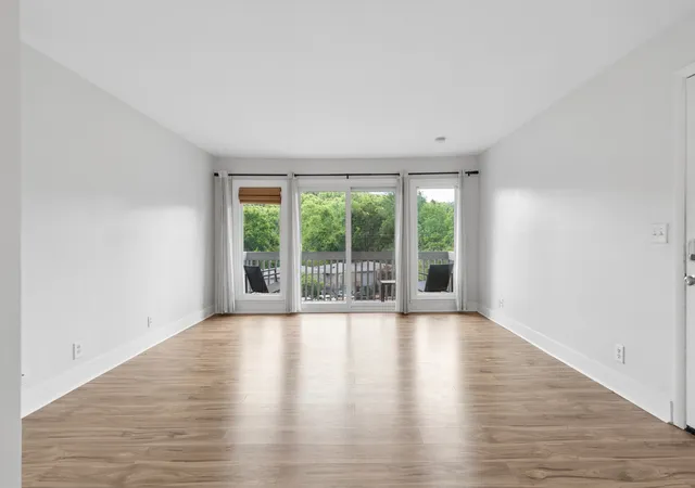 Photo 4 of Condo for sale at 21 Vaughns Gap Rd #91, Nashville, TN 37205 | MLS# 3229948 | Listing updated on 2026-09-17