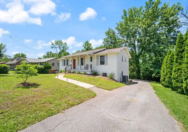 Photo 1 of Single family home for sale at 4848 Whittier Dr, Old Hickory, TN 37138 | MLS# 3229963 | Listing updated on 2026-10-05