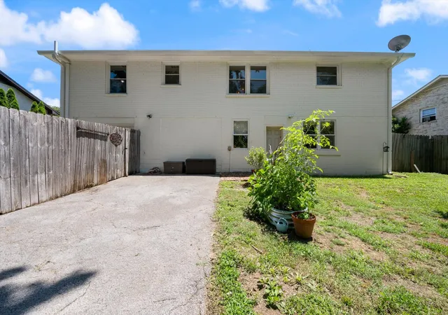 Photo 2 of Single family home for sale at 4848 Whittier Dr, Old Hickory, TN 37138 | MLS# 3229963 | Listing updated on 2026-10-05