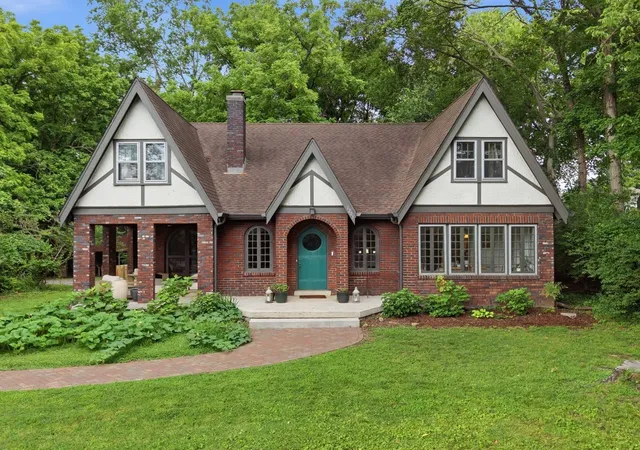 1st image of 1203 Mcgavock Pike, Nashville, TN 37216 | MLS# 3282624