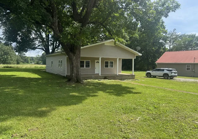 Photo 1 of Sale Pending at 8605 Old State Route 1, New Johnsonville, TN 37134 | MLS# 3229853 | Listing updated on 2026-09-13