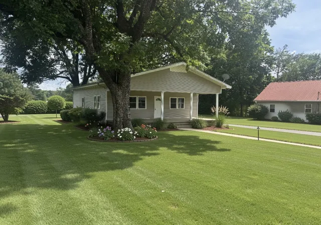 Photo 2 of Sale Pending at 8605 Old State Route 1, New Johnsonville, TN 37134 | MLS# 3229853 | Listing updated on 2026-09-13