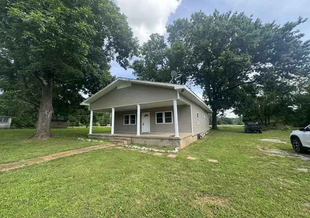 Photo 4 of Sale Pending at 8605 Old State Route 1, New Johnsonville, TN 37134 | MLS# 3229853 | Listing updated on 2026-09-13